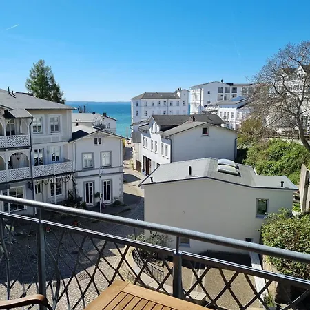 Mit Meerblick & 2 Balkonen Sassnitz