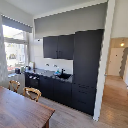 Mit Meerblick & 2 Balkonen * Sassnitz